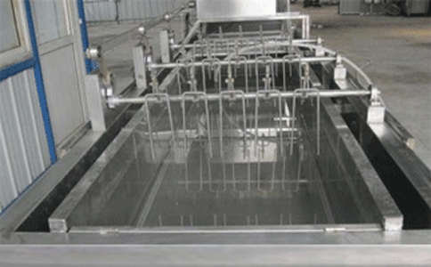 THIF-301水基金屬油污清洗劑使用現(xiàn)場圖